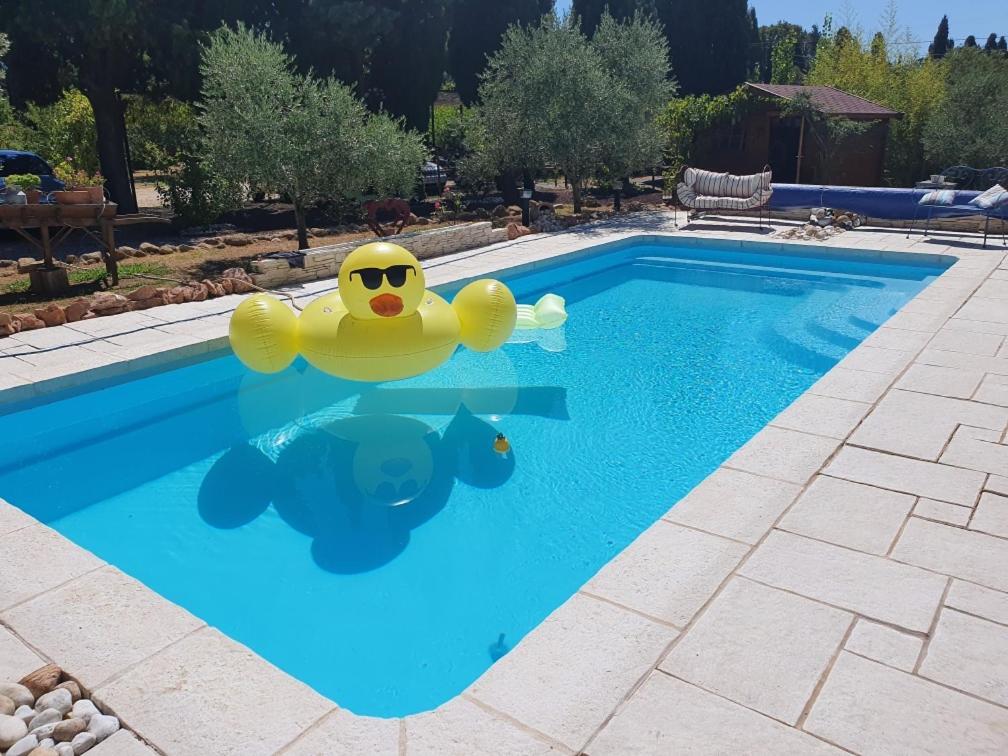 Fenetre Sur Les Alpilles Bed & Breakfast Saint-Martin-de-Crau Eksteriør bilde