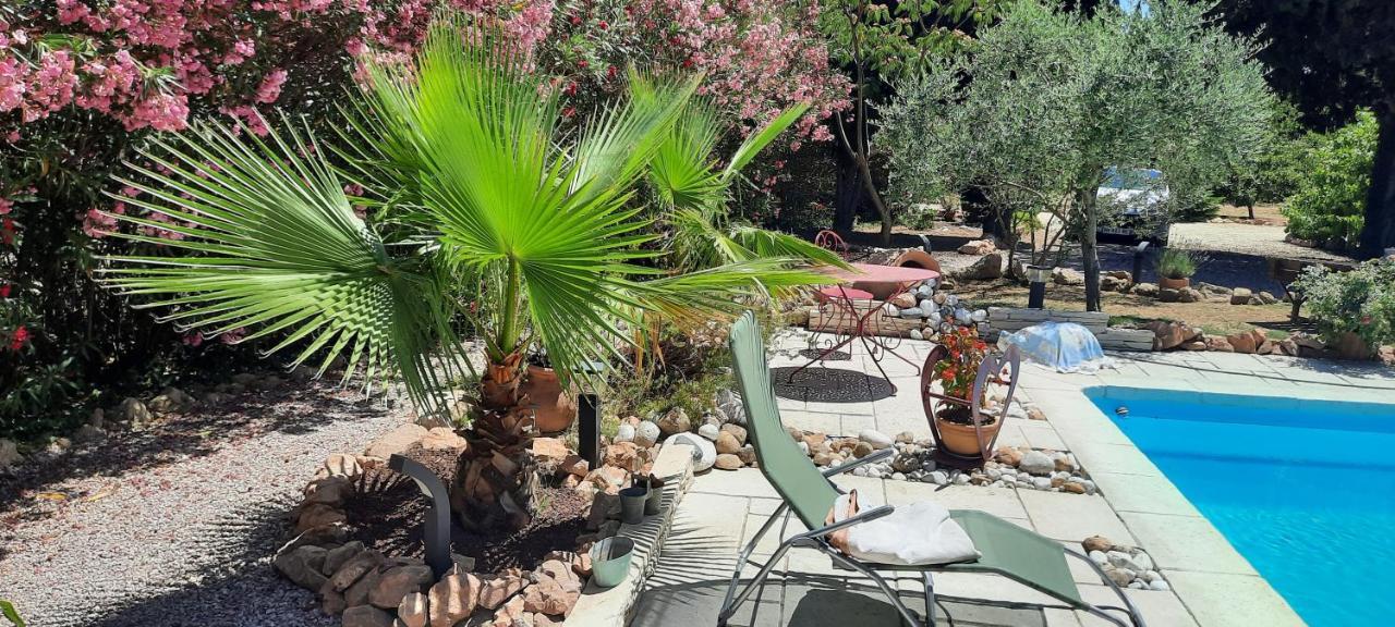 Fenetre Sur Les Alpilles Bed & Breakfast Saint-Martin-de-Crau Eksteriør bilde